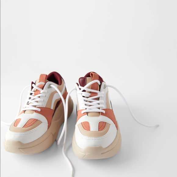 MULTI COLORS SNEAKER BRAND NEW ! - Picture 2 of 4